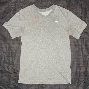 Nike Dry Fit Athletic Shirt Light Gray